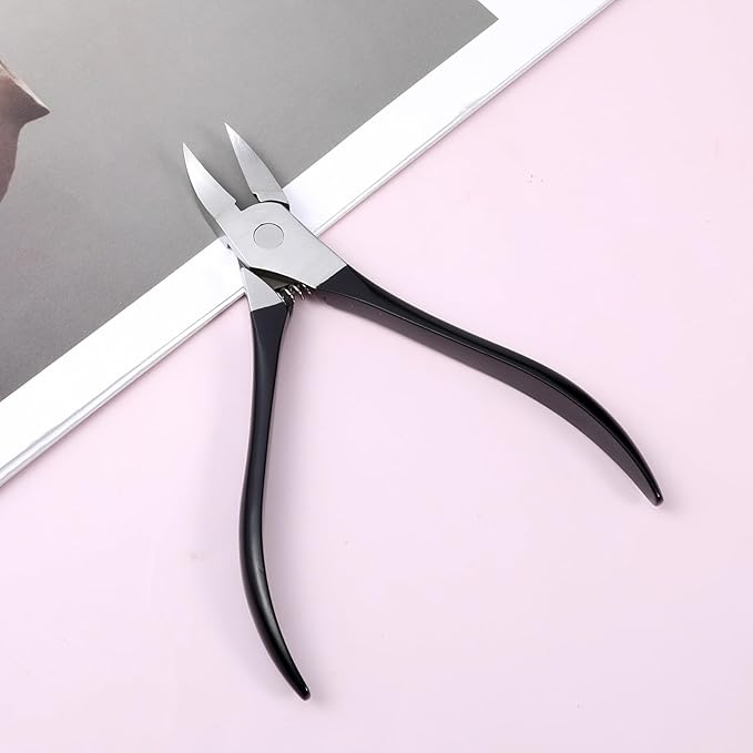 Cuticle Nippers Black Stainless Steel Cuticle Remover Nippers Rubber Professional Manicure and Pedicure-Cuticle Remover Tools 4mm Rubber Coated Handle Manicure Tools