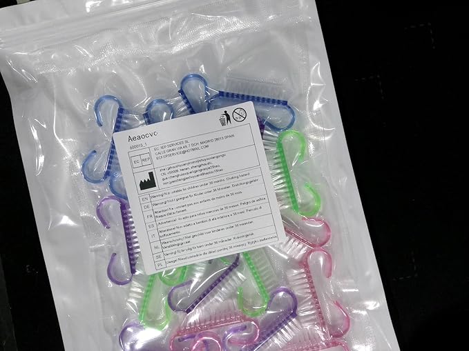 20 PCS Nail Brush for Cleaning Fingernails, Nylon Nail Cleaning Brush, Small Nail Scrubber Brush, Handle Grip Nail Brush Fingernail Brush Cleaner Tools for Toes and Nails