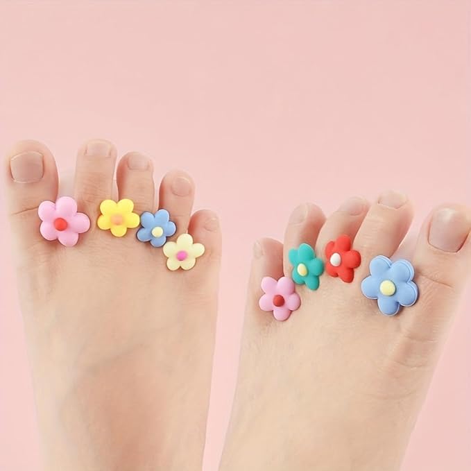 16pcs Silicone Toe Separators Flower Toe Separator Toe Nail Separators Toes Dividers Pedicures Nail Art Tools Pedicure Spacers(8pcs Small Flowers + 8pcs Heart-Shaped Jelly)