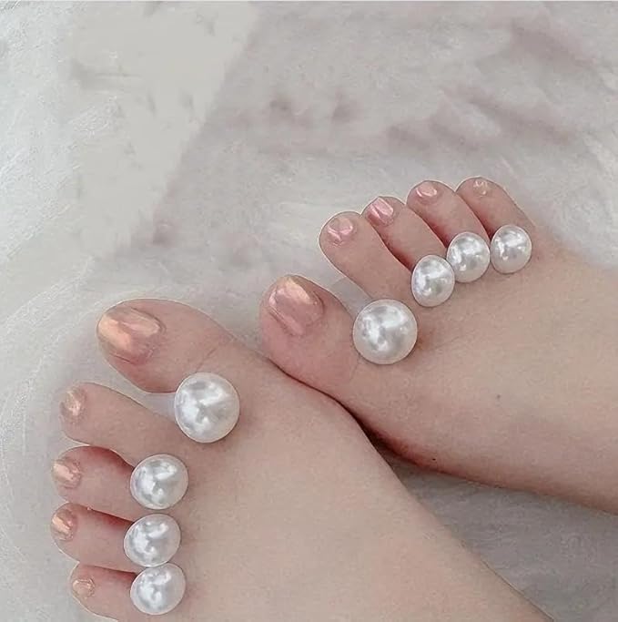 16pcs White Pearl Daisy Toe Separators Silicone for Pedicure Nail Polish Gel Foot Toe Spacers Pedicures Nail Art Tools(8pcs White Pearl+ 8pcs Daisy)