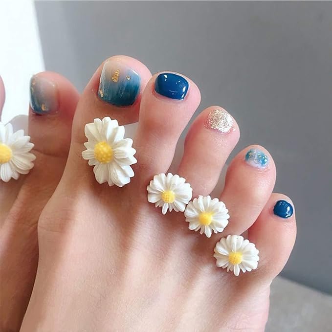 16pcs Silicone Toe Separators, Daisy Flower Toe Spacers Nail Art Tools Toe Nail Separator for Women Nail Art Pedicure Manicure