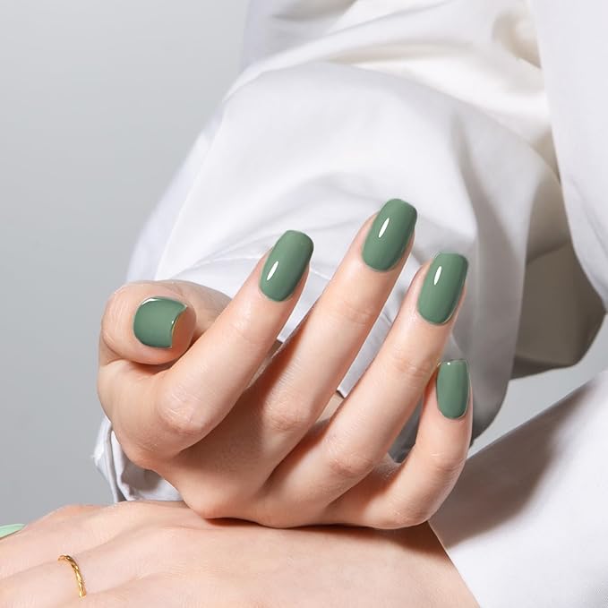 MAYCHAO 15ML Sage Green Gel Nail Polish 1Pc Green Gel Polish Soak Off UV LED Nail Polish Nail Art Starter Manicure Salon DIY at Home, 0.5 OZ