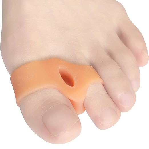 Chiroplax Bunion Corrector Pads Silicone Big Toe Separator Straightener Spacer for Women & Men Hallux Valgus Pain Relief Sleeve Cushion Splint Protector (4 Pads w/Shims - Medium)