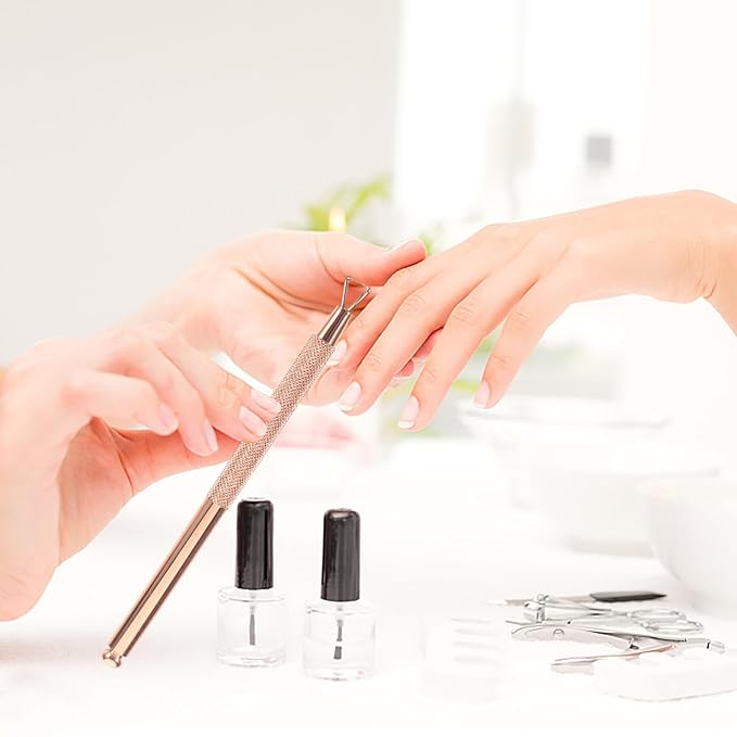 4 Pcs Stainless Steel Cuticle Pusher Gel Remover Tool Nail Art Gel Nails Gel Triangle Cuticle Pusher Polish Remover Tool Stainless Steel Nail Gel Remover Peeled Peeler Lip Gloss