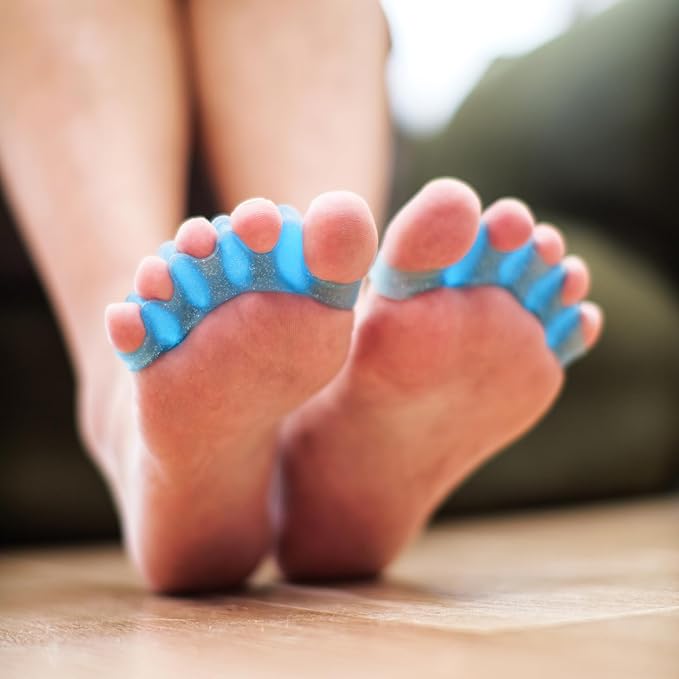 Durable Unisex Toe Separators with Sparkle Design for Yoga & Daily Use - Flexible Silicone toe Spacers for Bunions, One-Size-Fits-All for Men & Women (2PCS) (Blue)