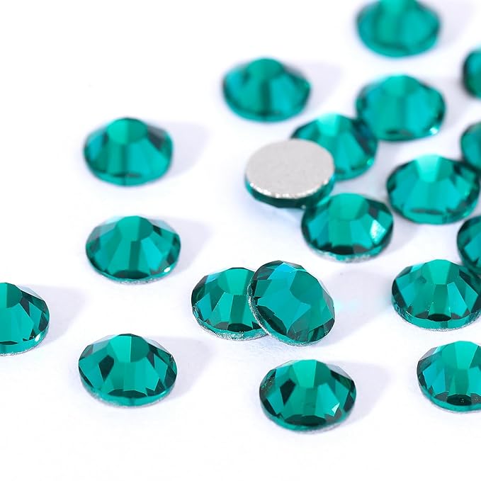 Novani Rhinestones 1440pcs SS10 Glass Rhinestones Crystal Flatback Gemstones for Crafts Nails Makeup Bags and Shoes Decoration（SS10, Green Zircon）
