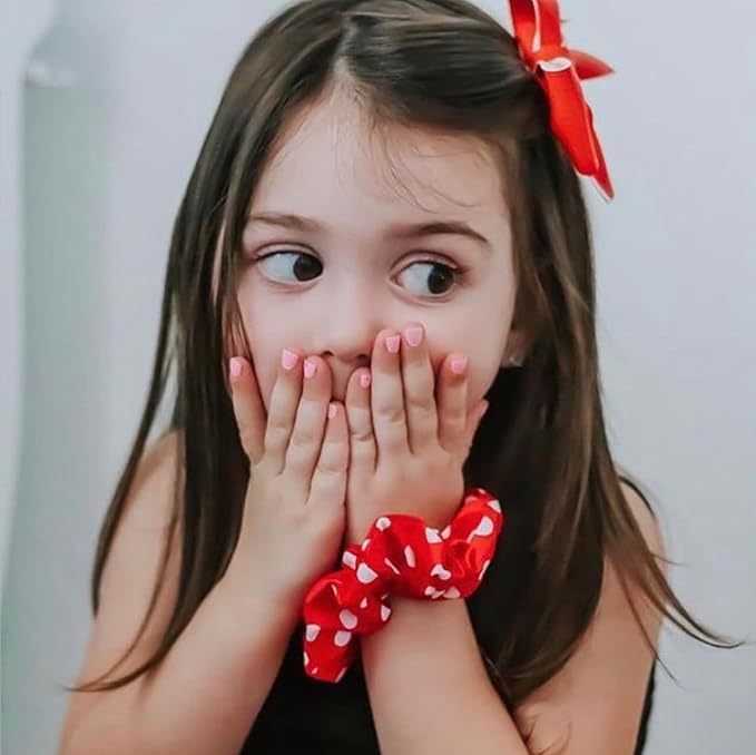 Piggy Paint | 100% Non-Toxic Girls Nail Polish | Safe, Cruelty-free, Vegan, & Low Odor for Kids | Loud & Proud (6 Polish Set)