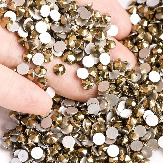 2550pcs Golden Nail Art Flatback Rhinestones for Face Makeup Metallic Golden Nail Gems Gemstones K9 Glass SS4~SS20 6 Sizes Mine Gold Diamonds Stones Crystals w Picking Pen for Nails DIY Crafts