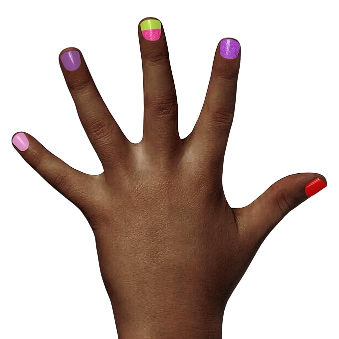 Piggy Paint | 100% Non-Toxic Girls Nail Polish | Safe, Cruelty-free, Vegan, & Low Odor for Kids | Loud & Proud (6 Polish Set)