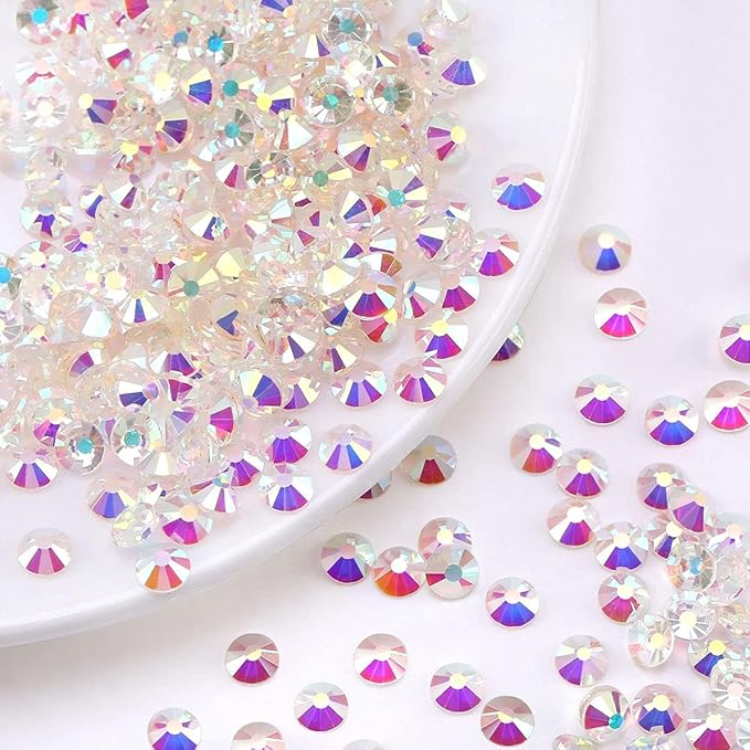 Novani Rhinestones 3000Pcs Flatback Crystal Round Loose Gemstones Glass Rhinestones for Crafts Makeup Nail Art Clothes Shoes DIY Decorations(SS8, 2.3-2.5mm,Transparent)