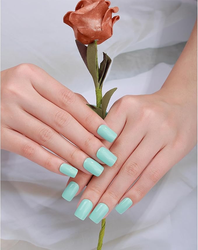 Nail Stickers, Gel Nail Strips with Manicure Tool Kit, 22 Pieces, Long Lasting, Chip Resistant, UV Free, Emerald Green