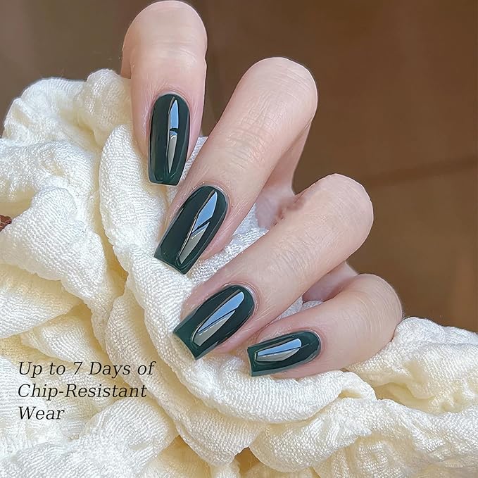 COSMOO Dark Green Quick Dry Nail Polish, Vegan Chip-Resistant Long-Lasting Nail Lacquer for Nail Art Varnish, 0.34 fl oz (Green 1)