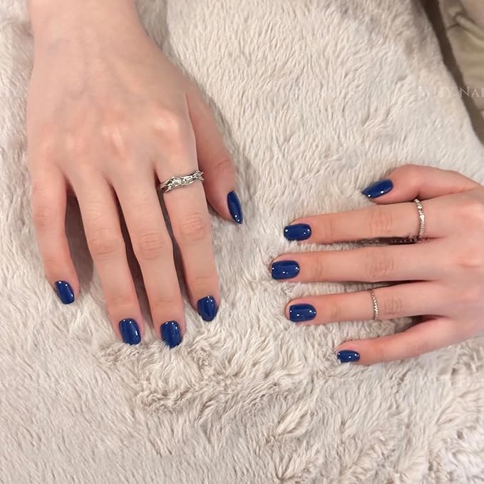COSMOO 15ml Deep Blue Quick Dry Nail Polish, Black Blue Chip-Resistant Nail Lacquer for Nail Art