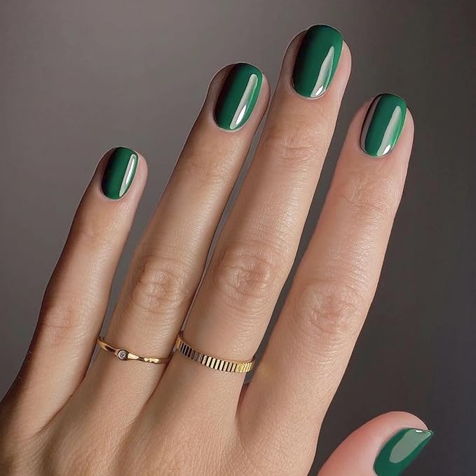 AILLSA Green Gel Nail Polish Shamrock Green Gel Polish Pine Spring Gels Long Lasting Bright Color Opaque Gel Polish Soak Off U V Gel Nail Saint Patrick's Day Gifts 0.51 Fl Oz/GF08