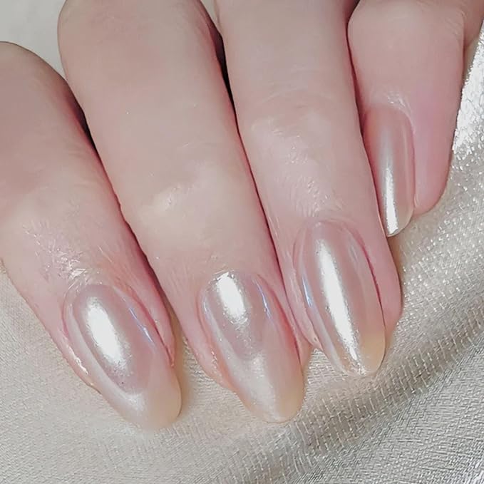 COSMOO Pearl Pink Nail Polish, 10ml Quick Dry Nail Lacquer, Super Lustrous Nail Enamel Polish, Shimmer Iridescent Ultrachrome Art Varnish, 0.34 fl oz (Pearl Pink)