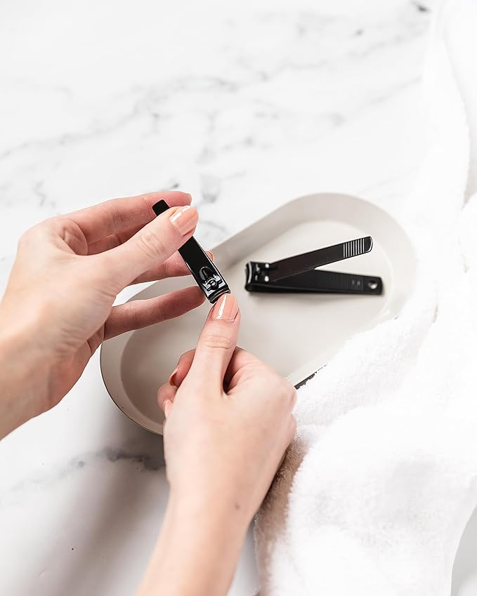 Amazon Basics Toenail Clipper and Fingernail Clipper Set, Black
