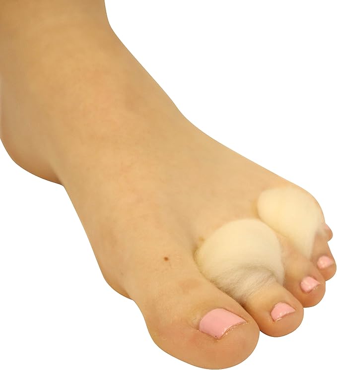 Lambs Wool for Feet Super Soft Cushioning and Toe Seperator - 3/8 oz - Lambs Wool for Toes for Hiking, Dance, Walking and Running - 1 Pack