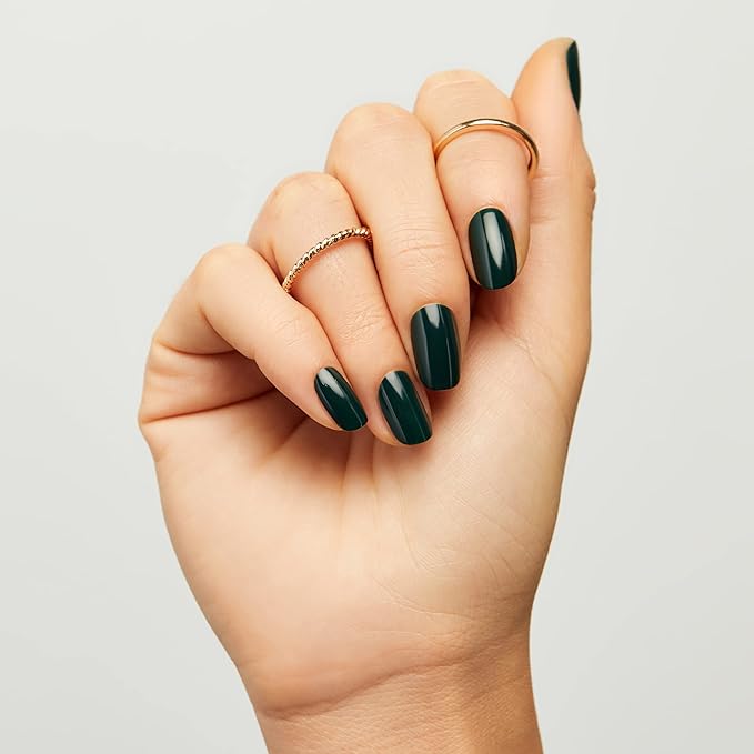 Nailtopia - Plant-Based Chip Free Nail Lacquer - Non Toxic, Bio-Sourced, Long-Lasting, Strengthening Polish - Forest Hills (Emerald Green) - 0.41oz
