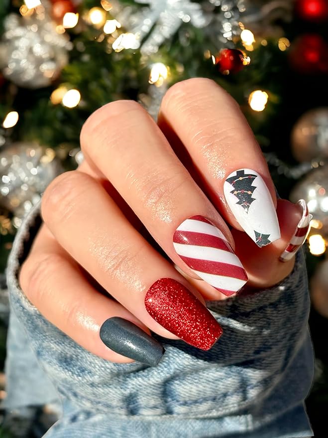 | 20 Exquisite Gel Nail Polish Strips w/Application Accessories - No UV/LED Lamp Required (Holiday | Classic Christmas)