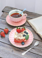 Royal Tea Cups and Saucers, - Image 6