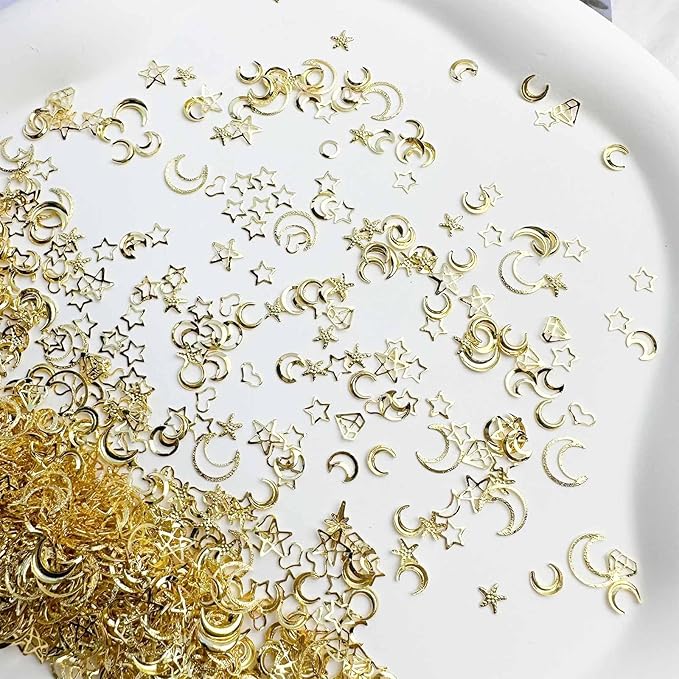 1000Pcs Mini Gold Star Moon Heart Nail Art Charms Hollow Diamond Shape Alloy Nail Charms 3D Metal Starfish Love Heart Nail Gems Nail Supplies Kawaii Nail Jewelry for Women DIY Nail Art Decor