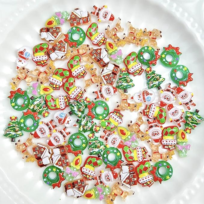 50Pcs Christmas Resin Nail Art Charms 3D Mixed Xmas Tree Santa Claus Nail Charms Cartoon Elk Bells Snowman Sock Candle House Nail Art Rhinestones Small Cartoon Nail Jewelry DIY Nail Decor