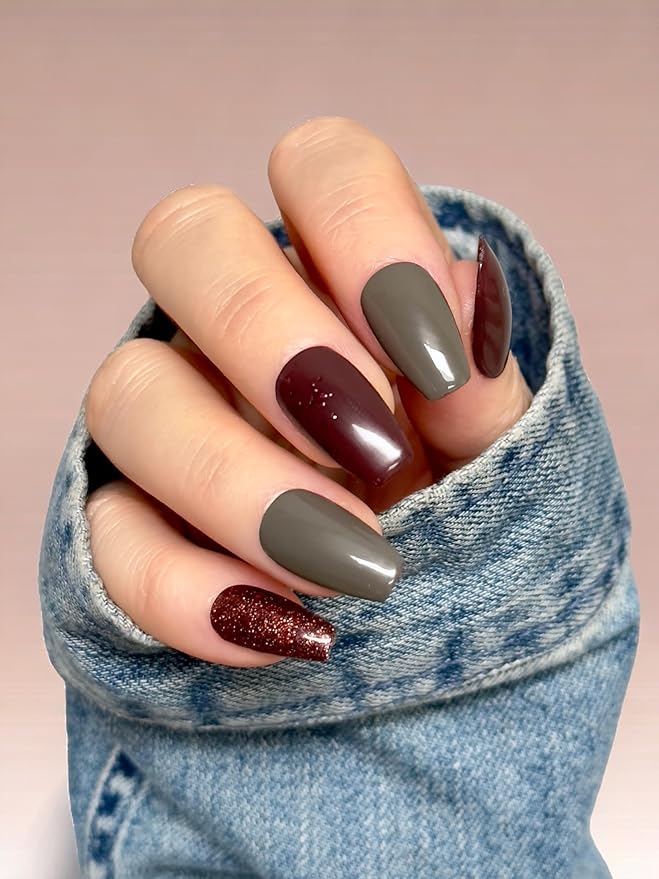 | 20 Exquisite Gel Nail Polish Strips w/Application Accessories - No UV/LED Lamp Required (Twilight)