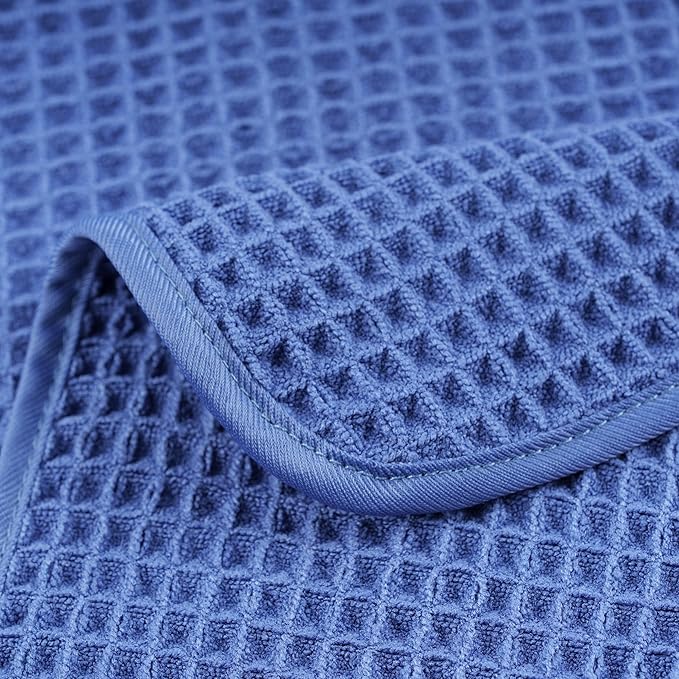 POLYTE Microfiber Lint Free Washcloth Face Towel, 13 x 13 in, 4 Pack (Waffle Weave)